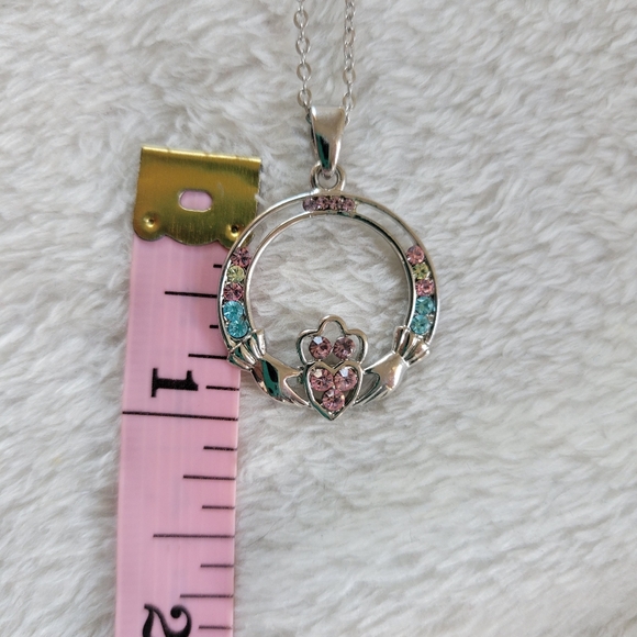 Solvar | NWOT Elegant Silver Tone Multicolor Crystal Claddagh Pendant Necklace - Picture 7 of 8